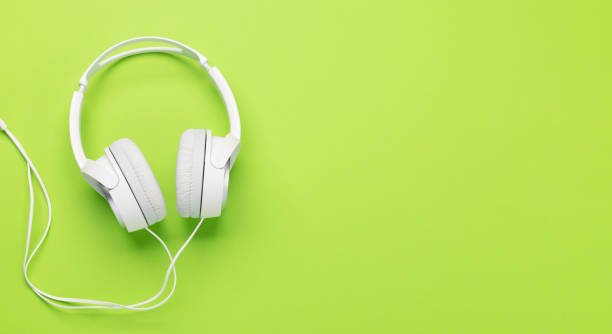 слушать книги онлайн бесплатно без остановки на сайте slushat-knigi.com